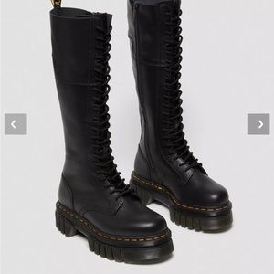 Dr Martens Audrick 20I Boots